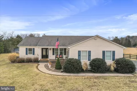5670 Long Meadow Rd, Middletown, VA 22645