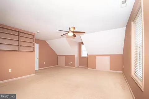Bedroom - 664 Brandy Rd, Front Royal, VA 22630 photo 6 of 9