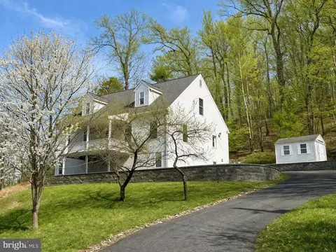 664 Brandy Rd, Front Royal, VA 22630