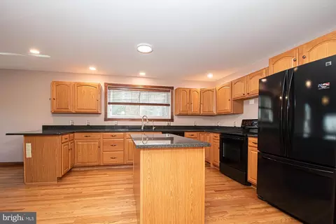 Kitchen - 664 Brandy Rd, Front Royal, VA 22630 photo 4 of 4
