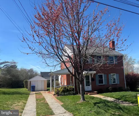 512 Washington Ave, Front Royal, VA 22630