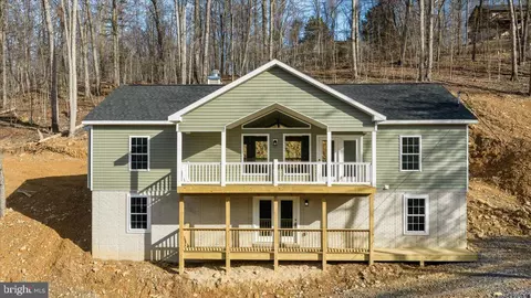 434 Old Oak Ln, Front Royal, VA 22630