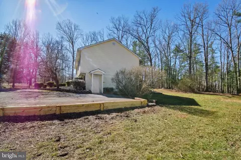 Exterior - 247 Hickory Rd, Front Royal, VA 22630 photo 2 of 9