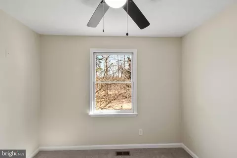 Bedroom - 247 Hickory Rd, Front Royal, VA 22630 photo 5 of 5
