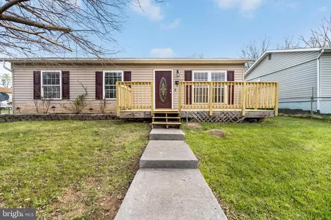 751 W 13th St, Front Royal, VA 22630