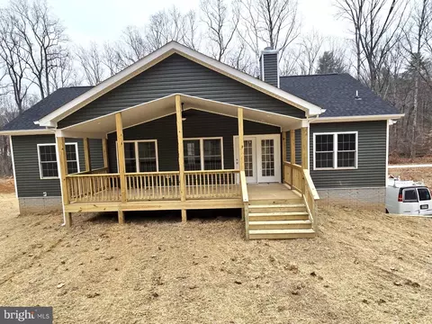 241 Howellsville Rd, Front Royal, VA 22630