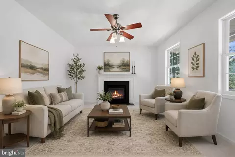 Living - 65 Cheyenne Ln, Front Royal, VA 22630 photo 1 of 1