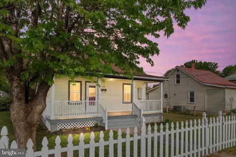 325 Ritenour St, Front Royal, VA 22630