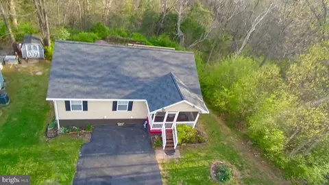 Exterior - 13 Crestview Dr, Front Royal, VA 22630 photo 2 of 6