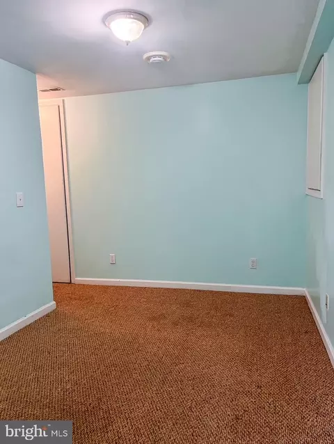 Bedroom - 13 Crestview Dr, Front Royal, VA 22630 photo 9 of 10