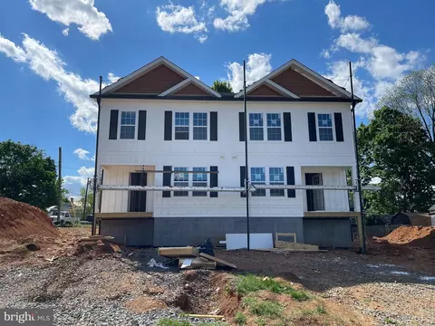 227 Mosby Ln, Front Royal, VA 22630