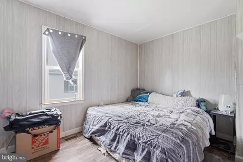 Bedroom - 630 Midland Ave, Front Royal, VA 22630 photo 1 of 6