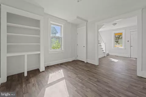 Entry Way - 630 Midland Ave, Front Royal, VA 22630 photo 8 of 12