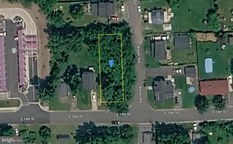 24 E 13th St, Royal, VA 22630
