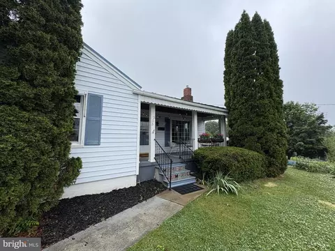 303 Lee St, Front Royal, VA 22630