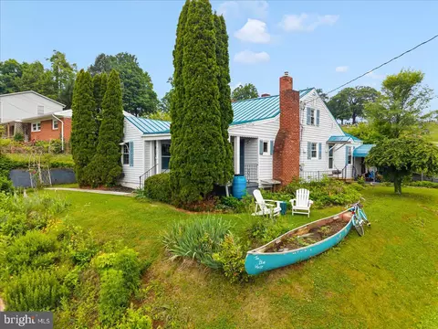 303 Lee St, Front Royal, VA 22630