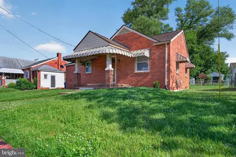 Exterior - 511 E 6th St, Front Royal, VA 22630 photo 5 of 5