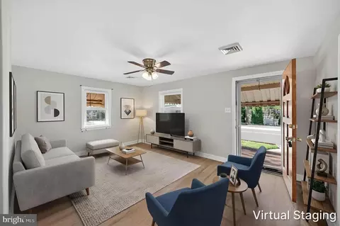 Living - 511 E 6th St, Front Royal, VA 22630 photo 2 of 2