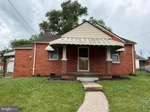 511 E 6th St, Front Royal, VA 22630
