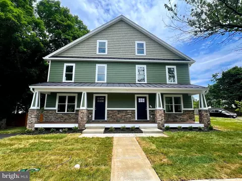 238 Blue Ridge Ave, Front Royal, VA 22630