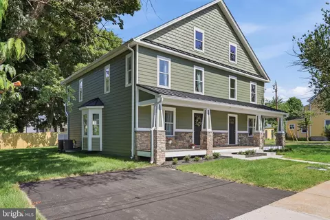 238 Blue Ridge Ave, Front Royal, VA 22630