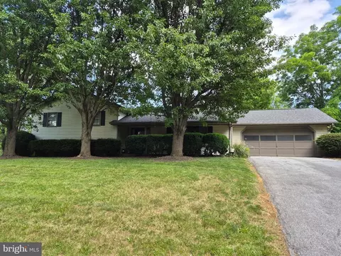 268 Bowling Green Rd, Front Royal, VA 22630