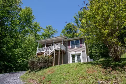 189 View Dr, Front Royal, VA 22630