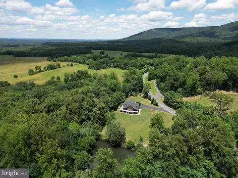 1729 Buck Mountain Rd, Bentonville, VA 22610