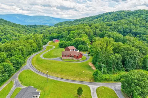 1996 Buck Mountain Rd, Bentonville, VA 22610