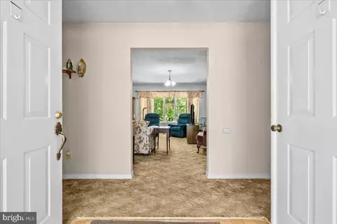298 Mcdaniel Ln, Middletown, VA 22645 photo 5