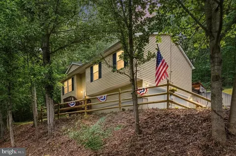 286 Oregon Hollow Rd, Linden, VA 22642