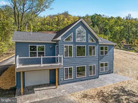 0 Holiday Ct, Bentonville, VA 22610
