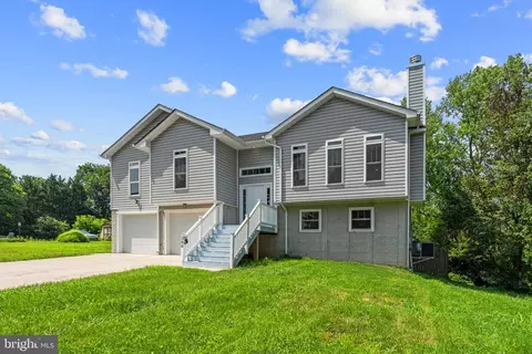 266 Riverside Dr, Front Royal, VA 22630