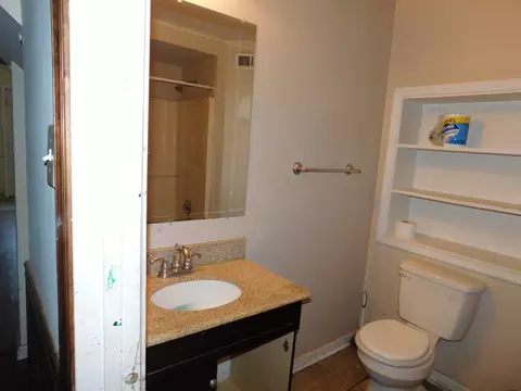 Bath - 155 Gary Ln, Front Royal, VA 22630 photo 1 of 2