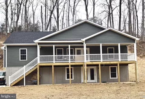 3 Dry Run Ct, Front Royal, VA 22630