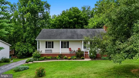 573 Lewis St, Front Royal, VA 22630