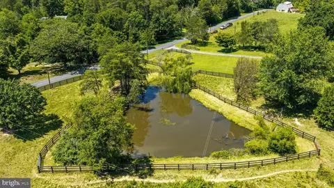 View/Area - 129 359 565 Ridgeway, Front Royal, VA 22630 photo 7 of 7