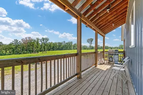 Exterior - 129 359 565 Ridgeway, Front Royal, VA 22630 photo 7 of 12
