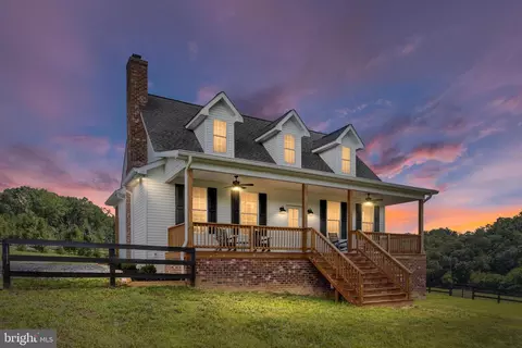 Exterior - 129 359 565 Ridgeway, Front Royal, VA 22630 photo 11 of 12