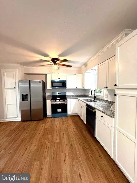 Kitchen - 34 E 19th St, Front Royal, VA 22630 photo 1 of 2