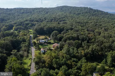 248 Loop Rd, Royal, VA 22630 photo 12