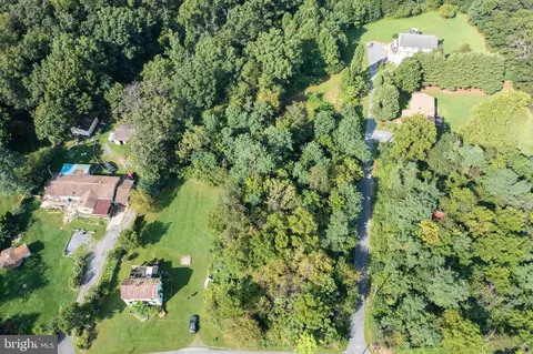 248 Loop Rd, Royal, VA 22630 photo 3