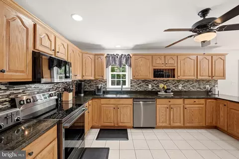 Kitchen - 202 Spring Rd, Front Royal, VA 22630 photo 5 of 5