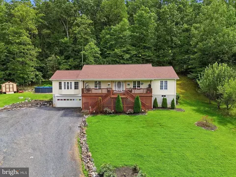 Exterior - 202 Spring Rd, Front Royal, VA 22630 photo 15 of 17