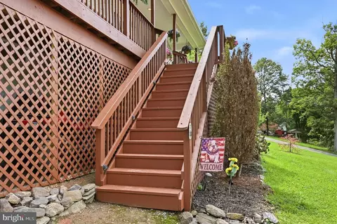 Exterior - 202 Spring Rd, Front Royal, VA 22630 photo 3 of 17