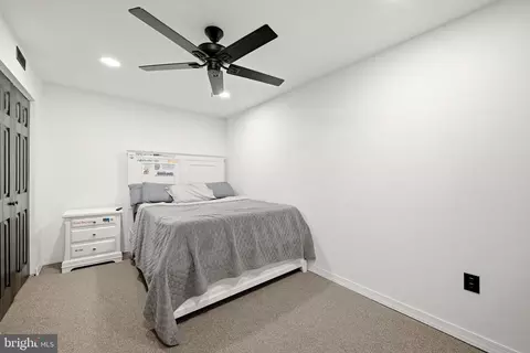 Bedroom - 202 Spring Rd, Front Royal, VA 22630 photo 5 of 6