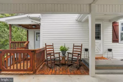 Exterior - 455 Mountain Rd, Front Royal, VA 22630 photo 12 of 29