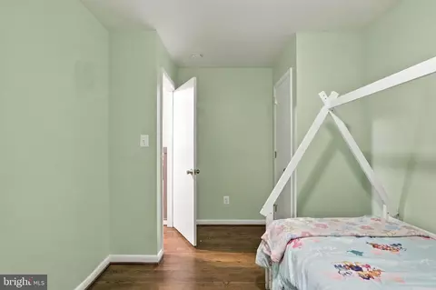 Bedroom - 455 Mountain Rd, Front Royal, VA 22630 photo 7 of 8