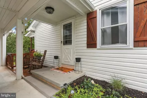 Exterior - 455 Mountain Rd, Front Royal, VA 22630 photo 13 of 29