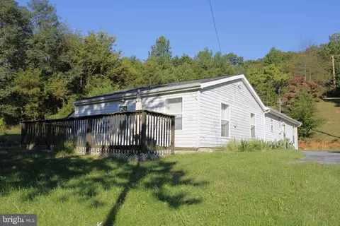 47 Dogwood Ln, Bentonville, VA 22610